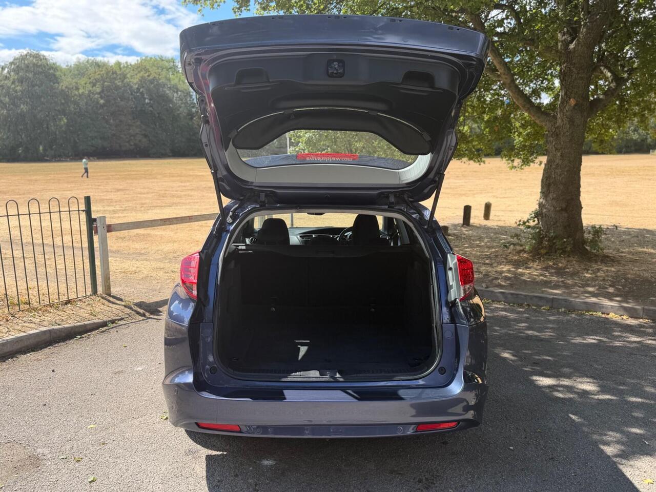 Honda Civic — photo 31