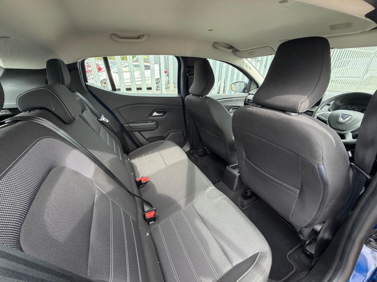 Dacia Sandero — photo 17