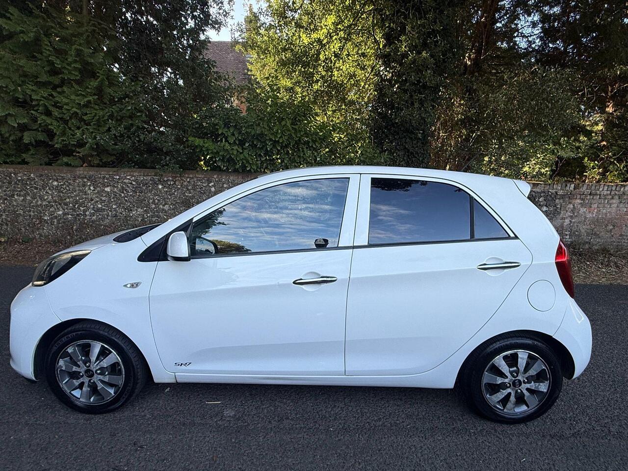 Kia Picanto — photo 2