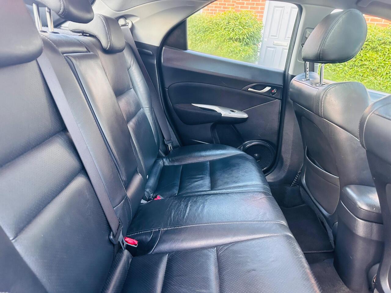 Honda Civic — photo 40