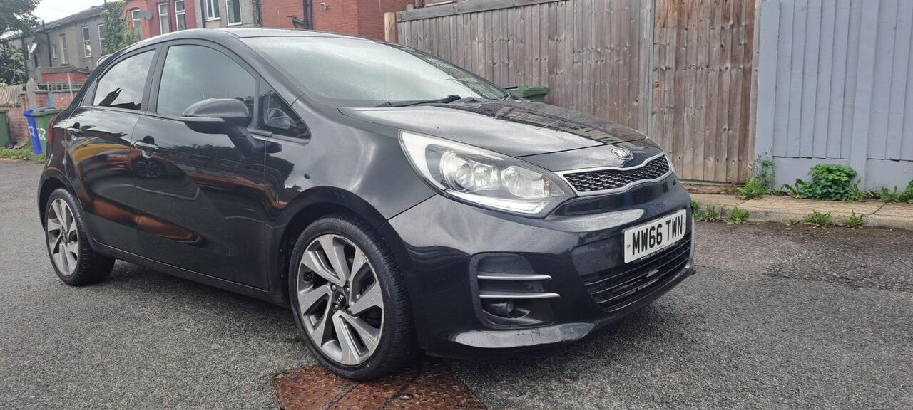 Kia Rio — photo 1