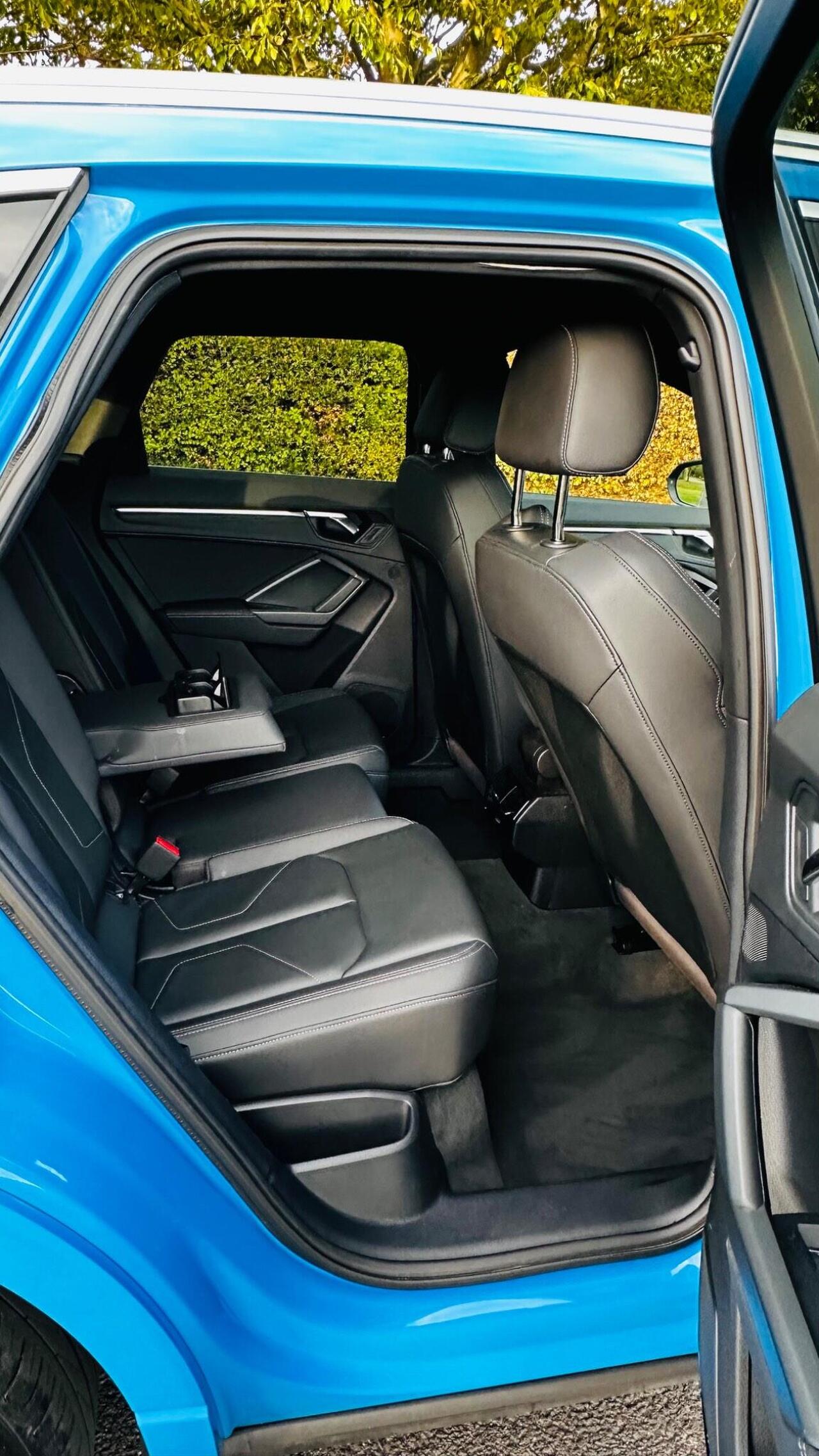 Audi Q3 — photo 19