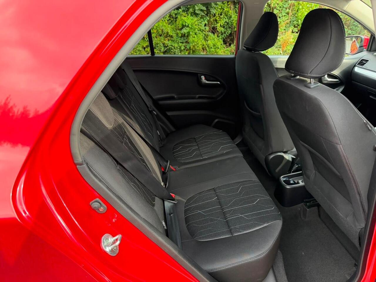 Kia Picanto — photo 14