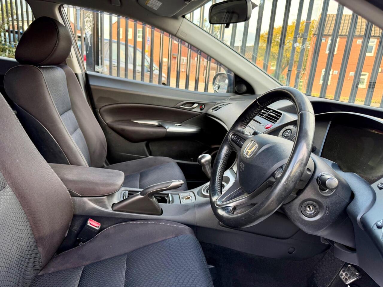 Honda Civic — photo 42