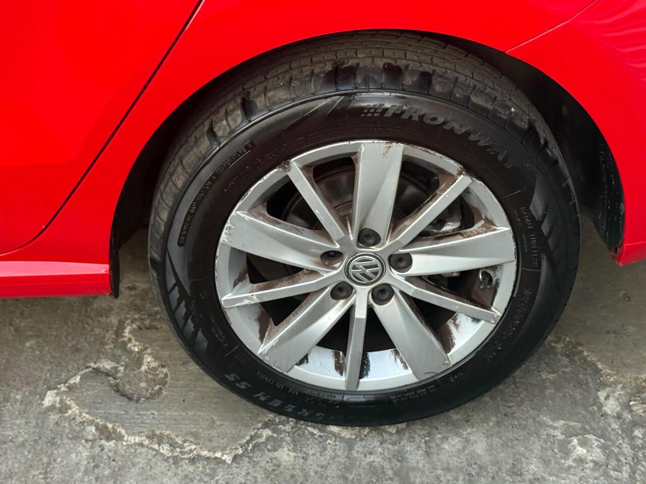 Volkswagen Polo — photo 30