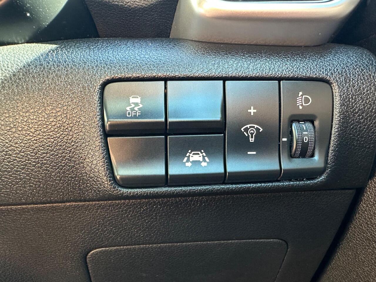 Kia Sportage — photo 38