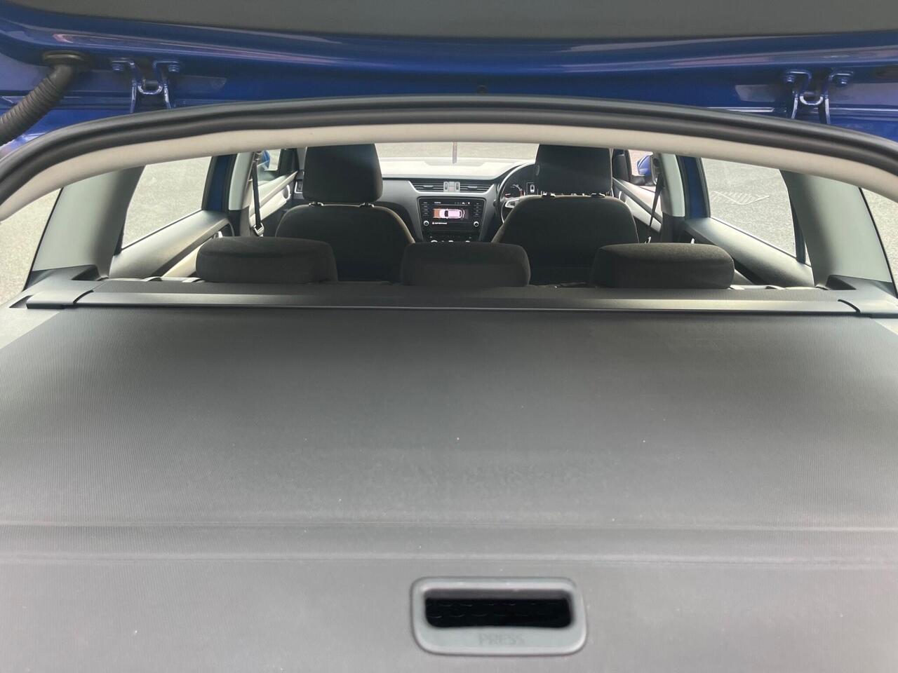 Skoda Octavia — photo 14