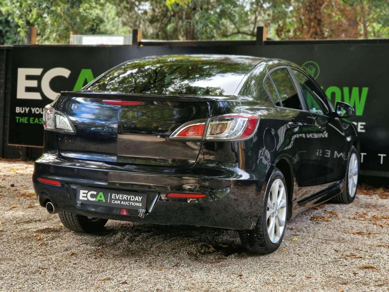 Mazda Mazda3 — photo 36