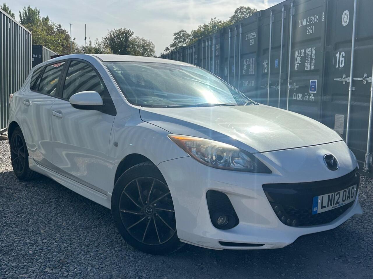 Mazda Mazda3 — photo 7