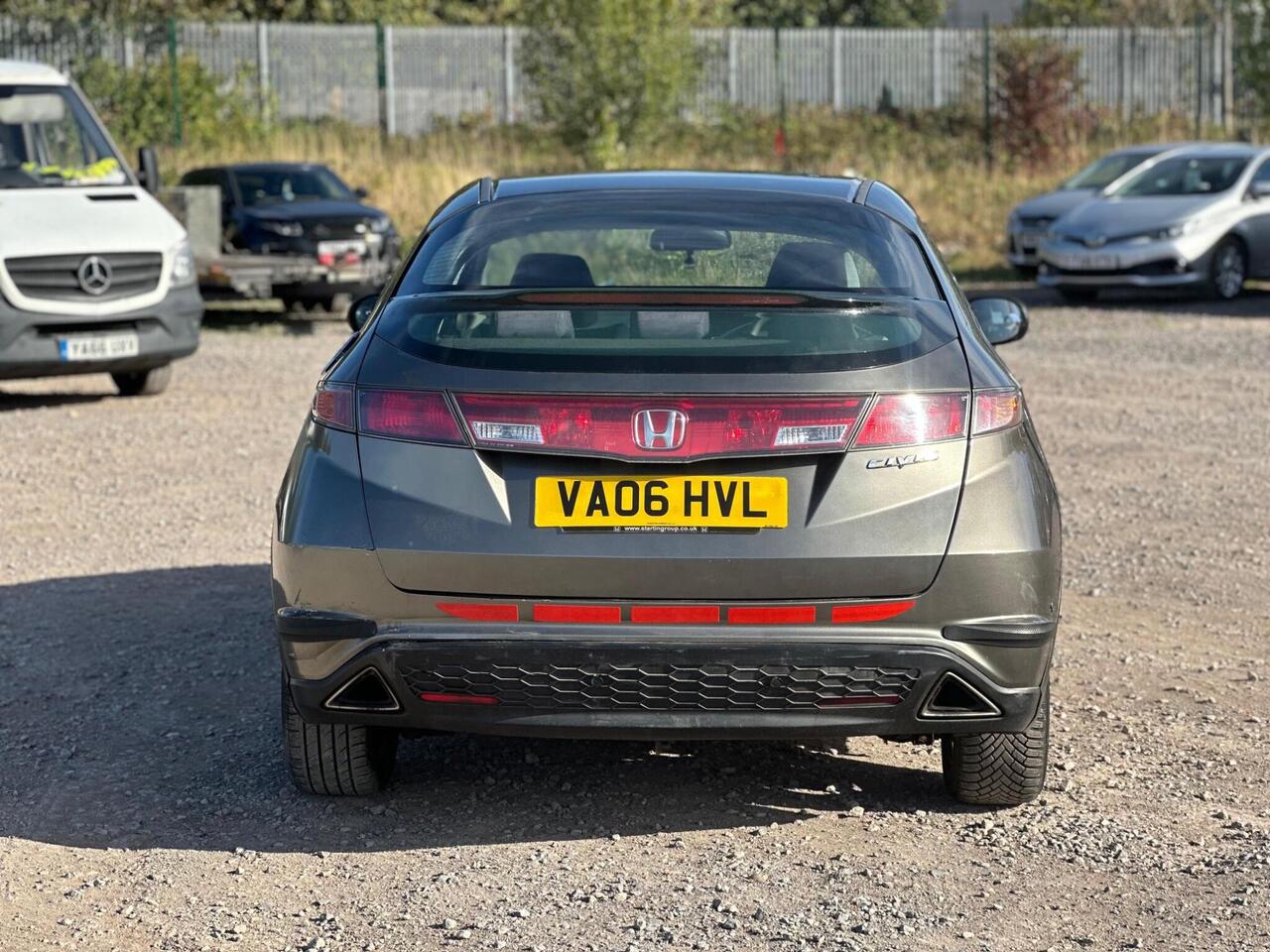 Honda Civic — photo 5