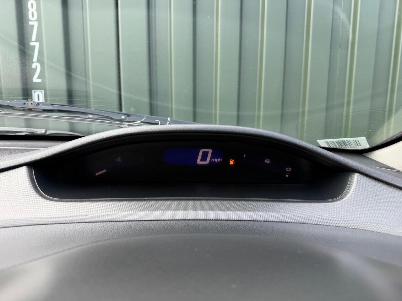 Honda Civic — photo 15