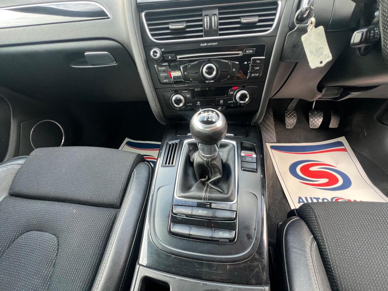 Audi A4 — photo 29