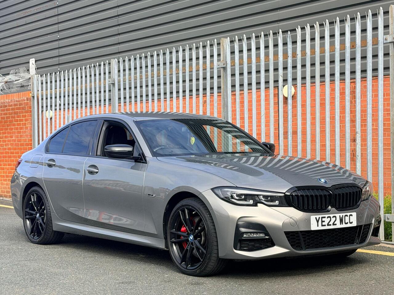 2022 BMW 3 Series 2.0 330e 12kWh M Sport Pro Edition Auto xDrive Euro 6 (s/s) 4dr