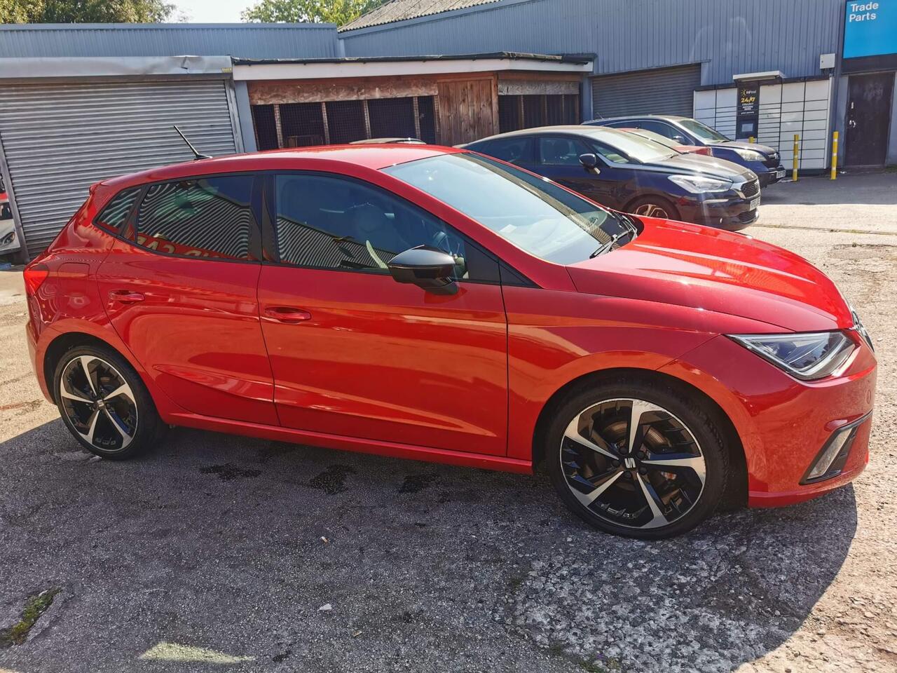SEAT Ibiza — photo 8