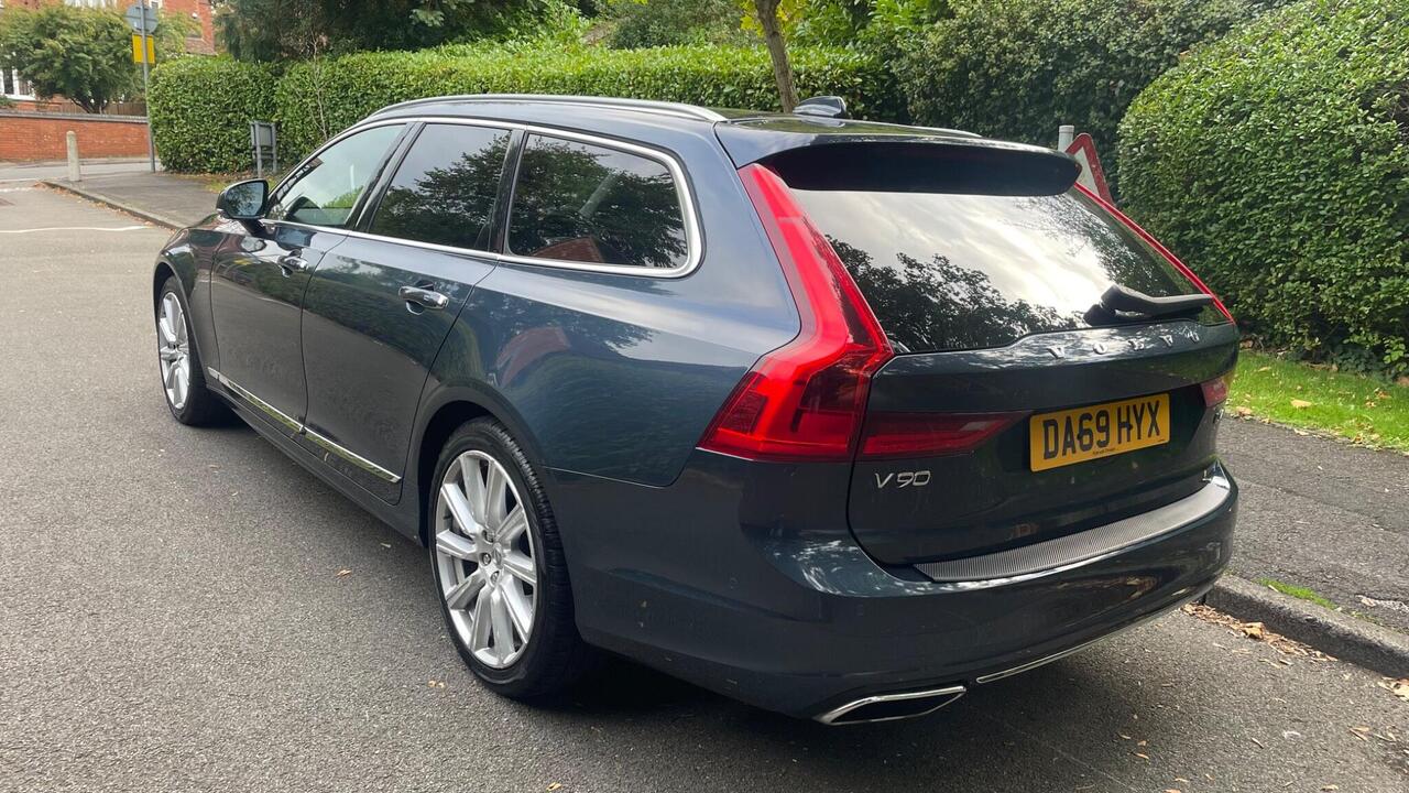 Volvo V90 — photo 10
