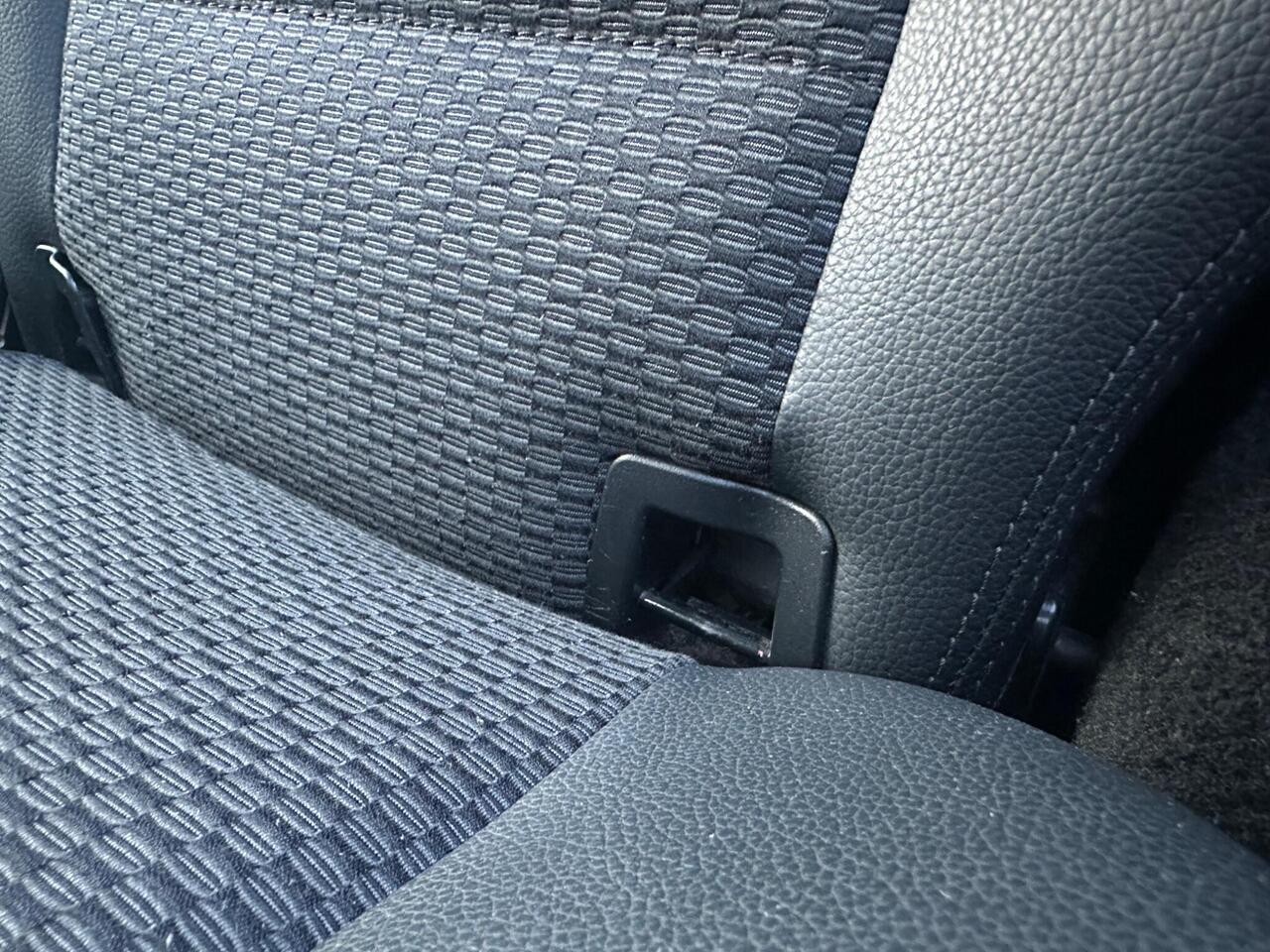 Mercedes-Benz B Class — photo 44