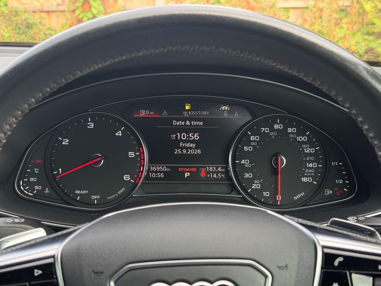 Audi A6 Saloon — photo 38