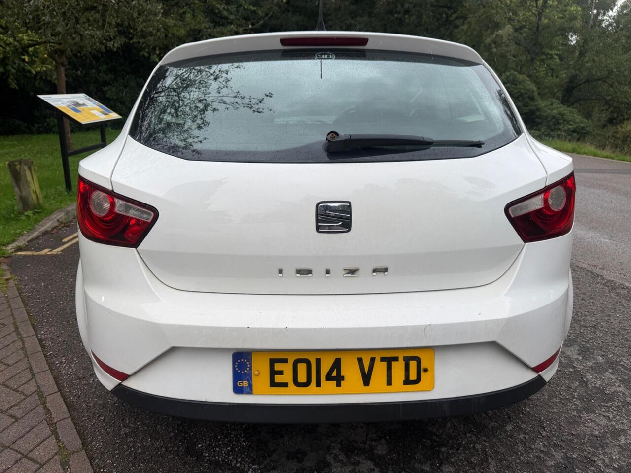 SEAT Ibiza — photo 8