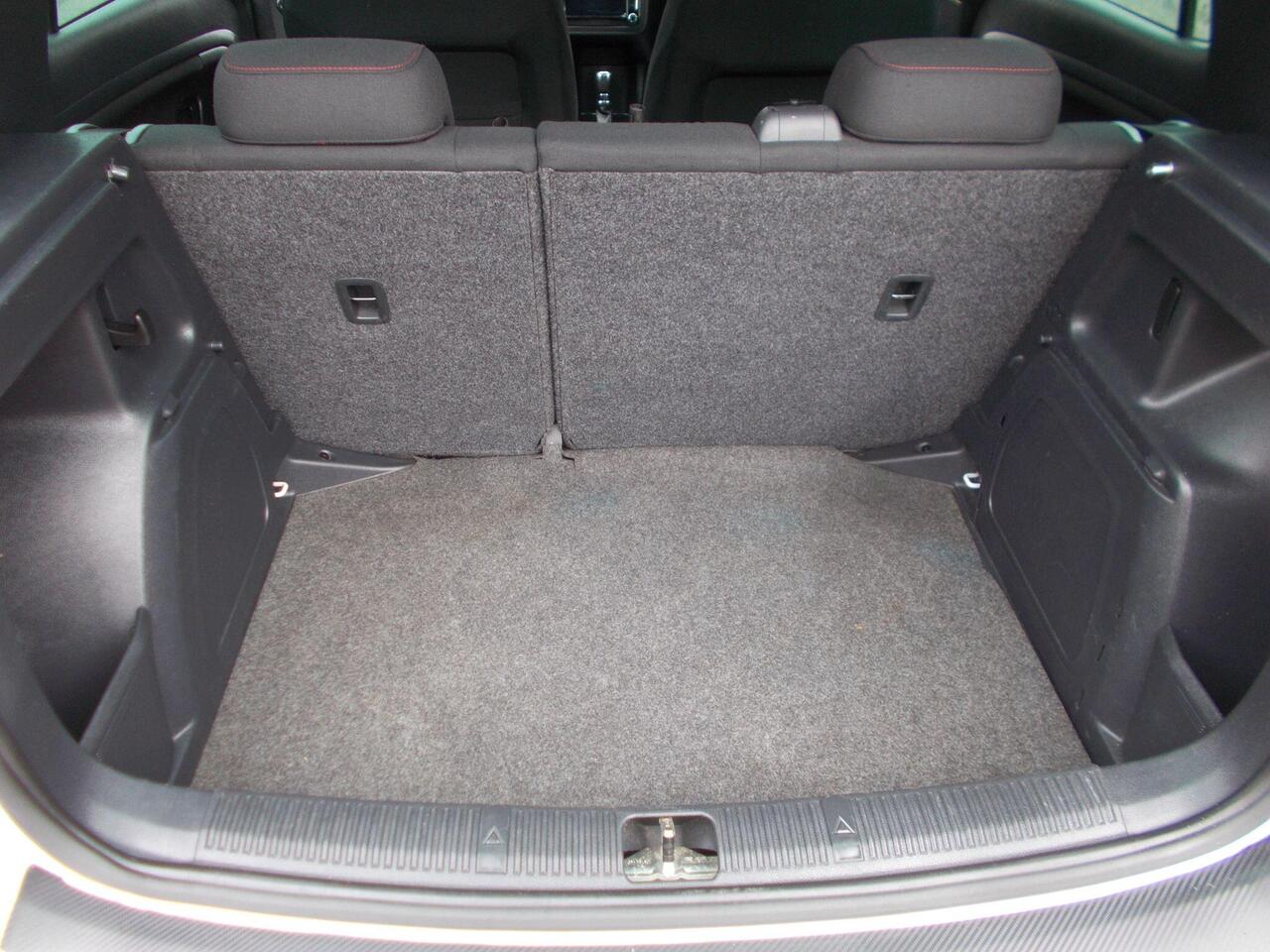 Skoda Fabia — photo 34