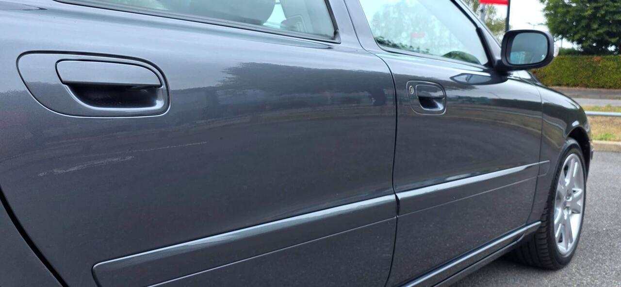 Volvo V70 — photo 28