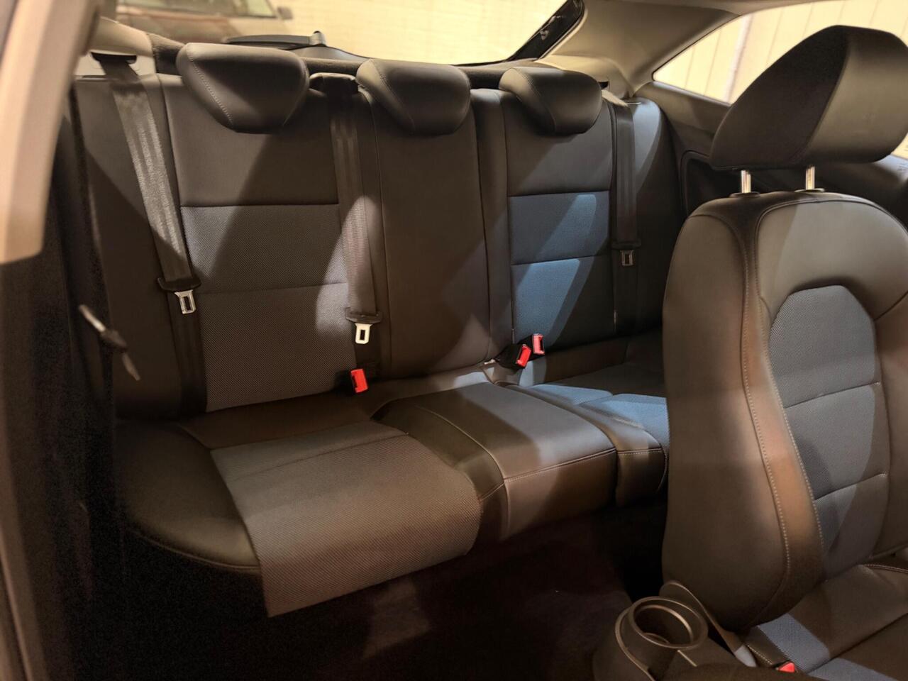 SEAT Ibiza — photo 23