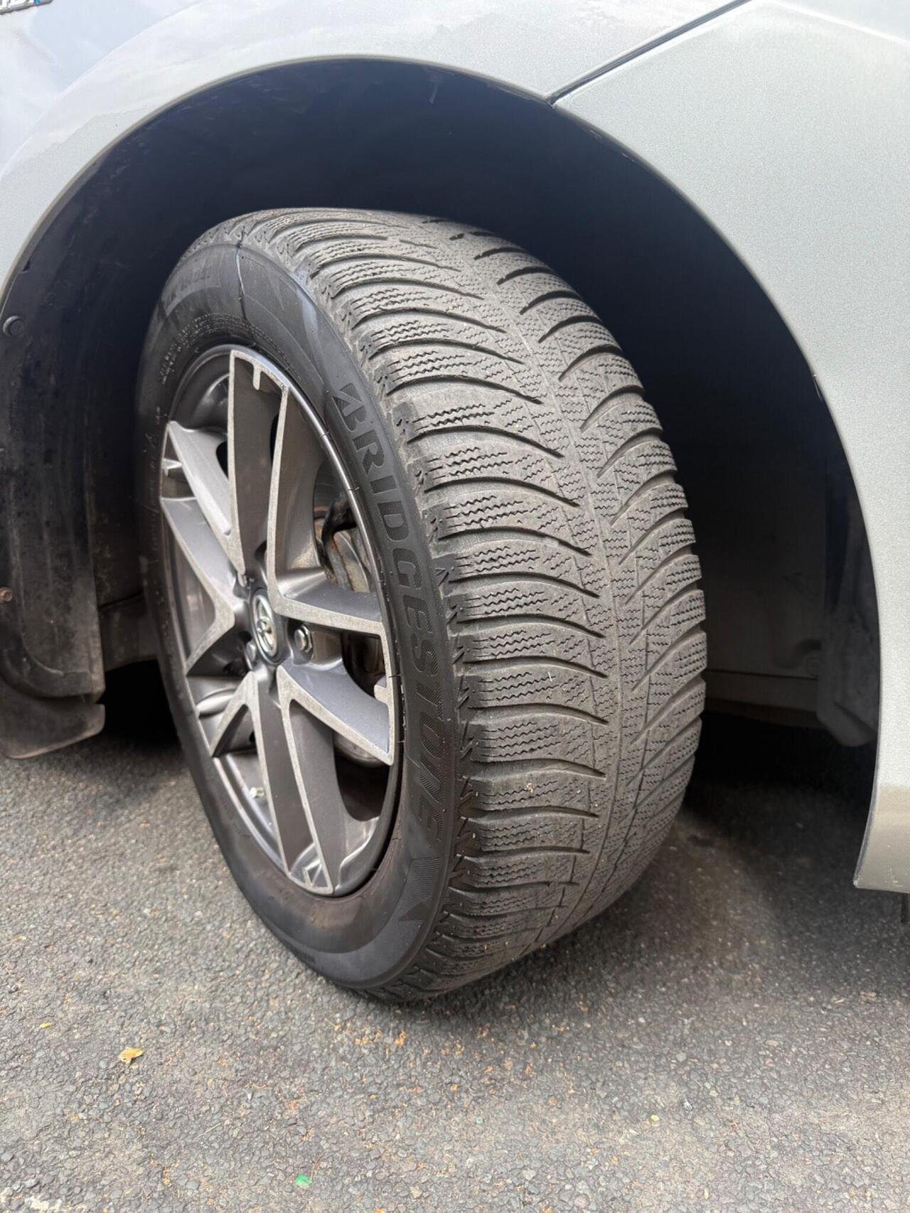 Toyota Auris — photo 14