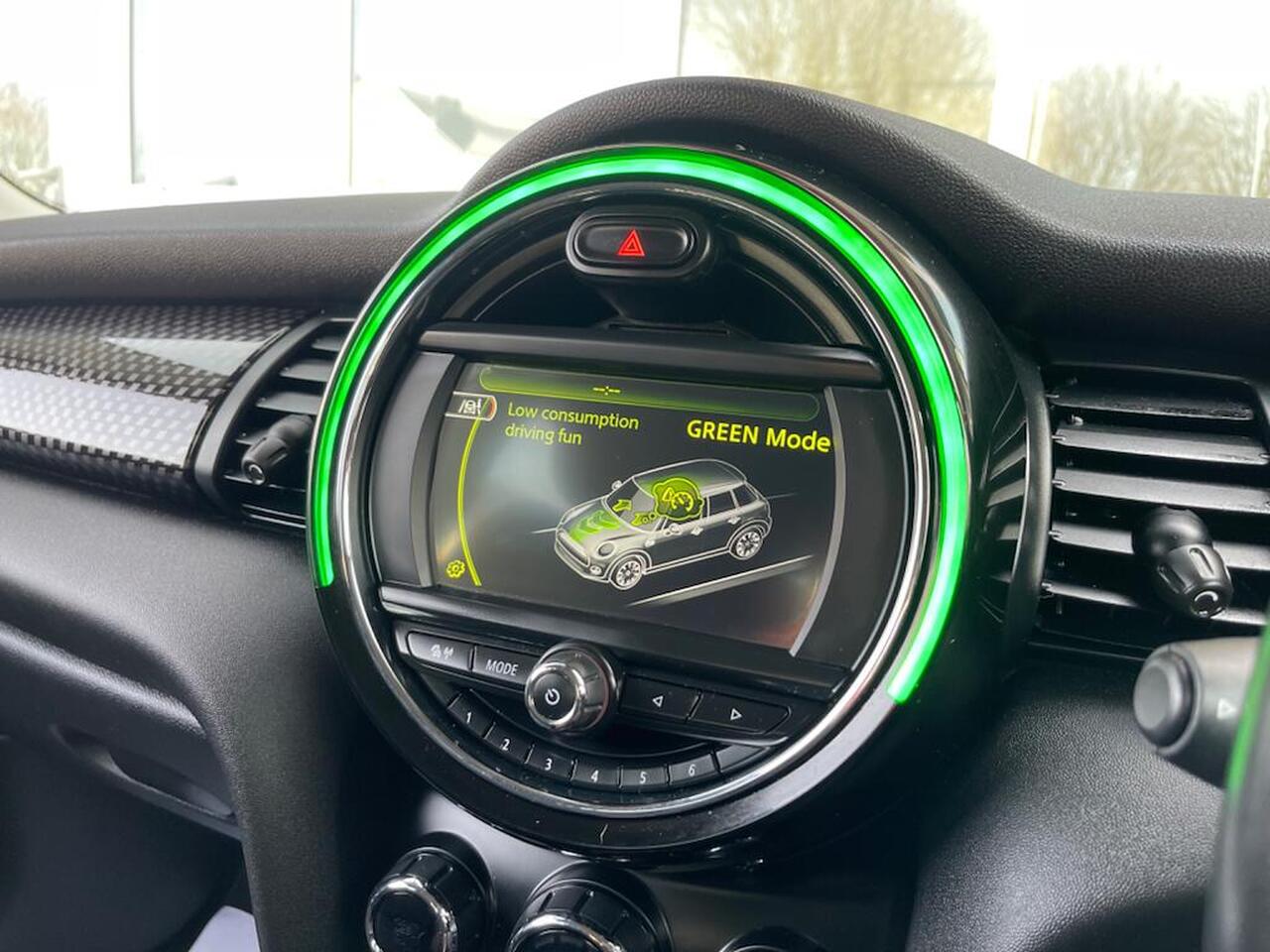 MINI Hatch — photo 27