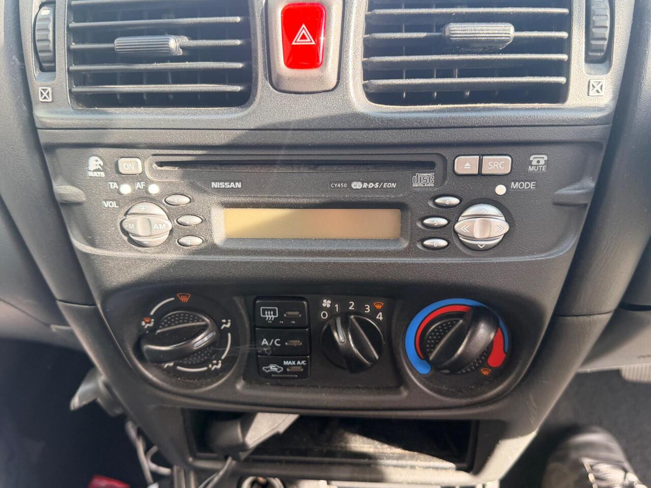 2005 Nissan Almera 1.8 S 5dr, photo 17