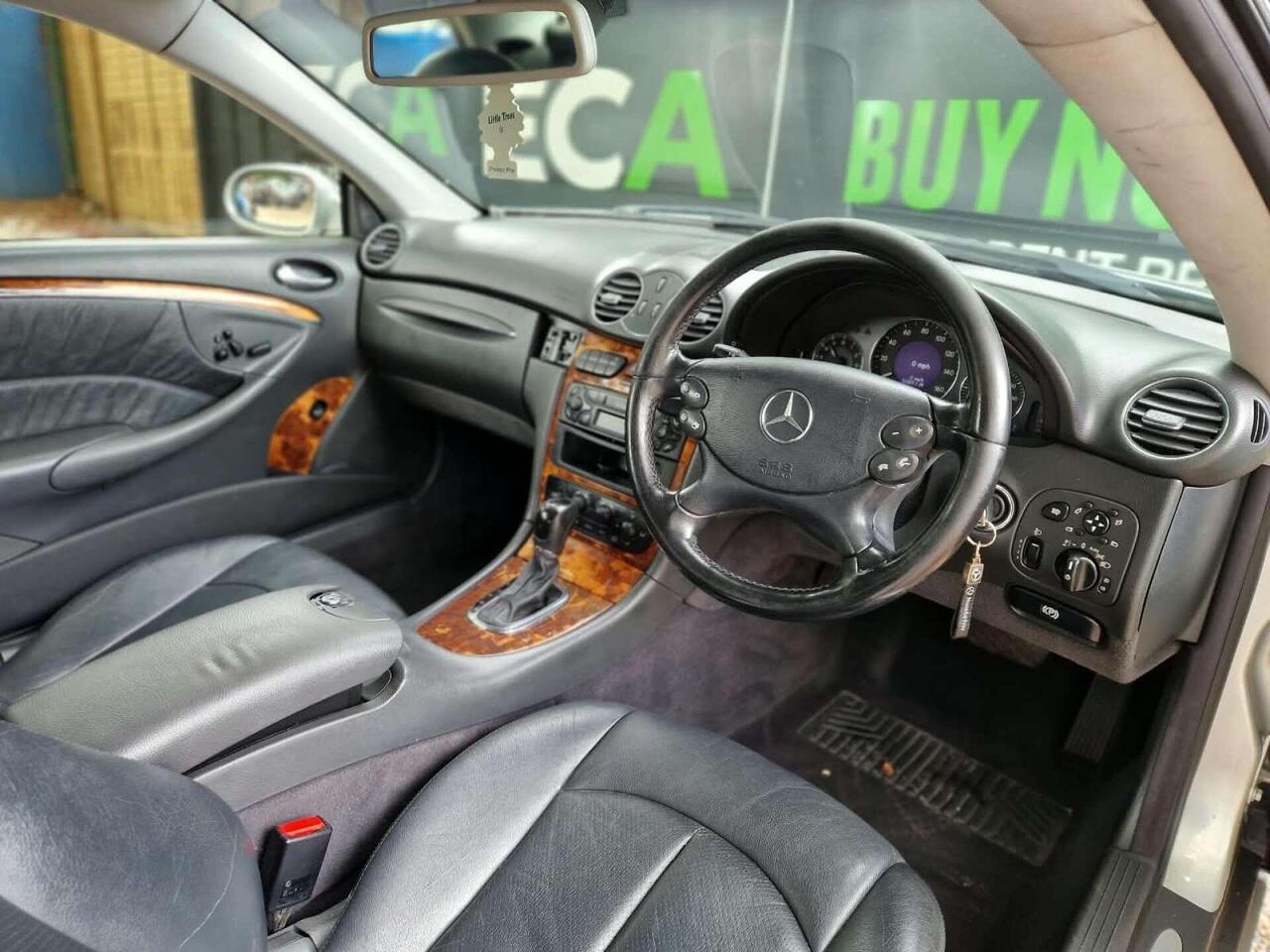 Mercedes-Benz CLK — photo 17