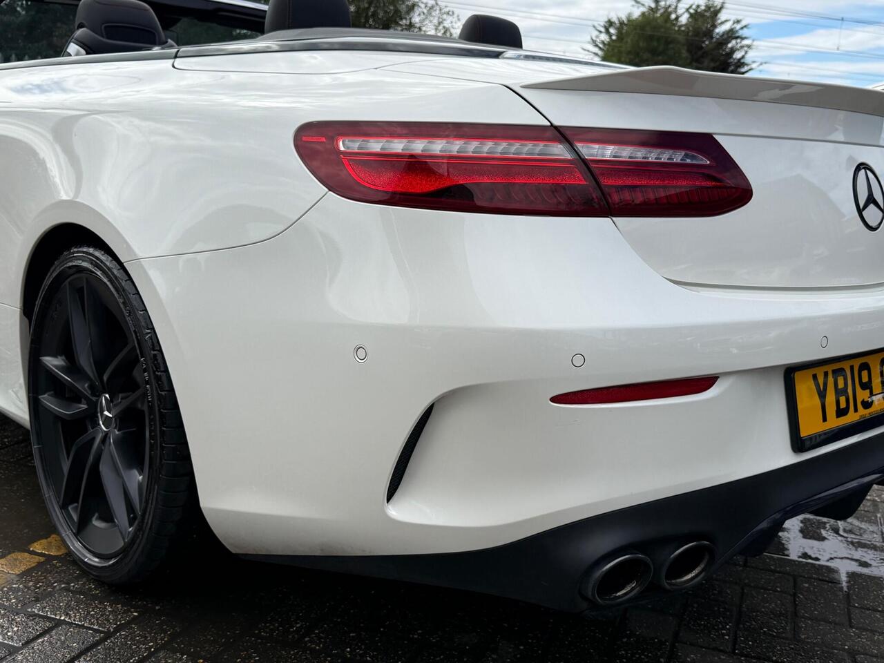 Mercedes-Benz E Class — photo 13