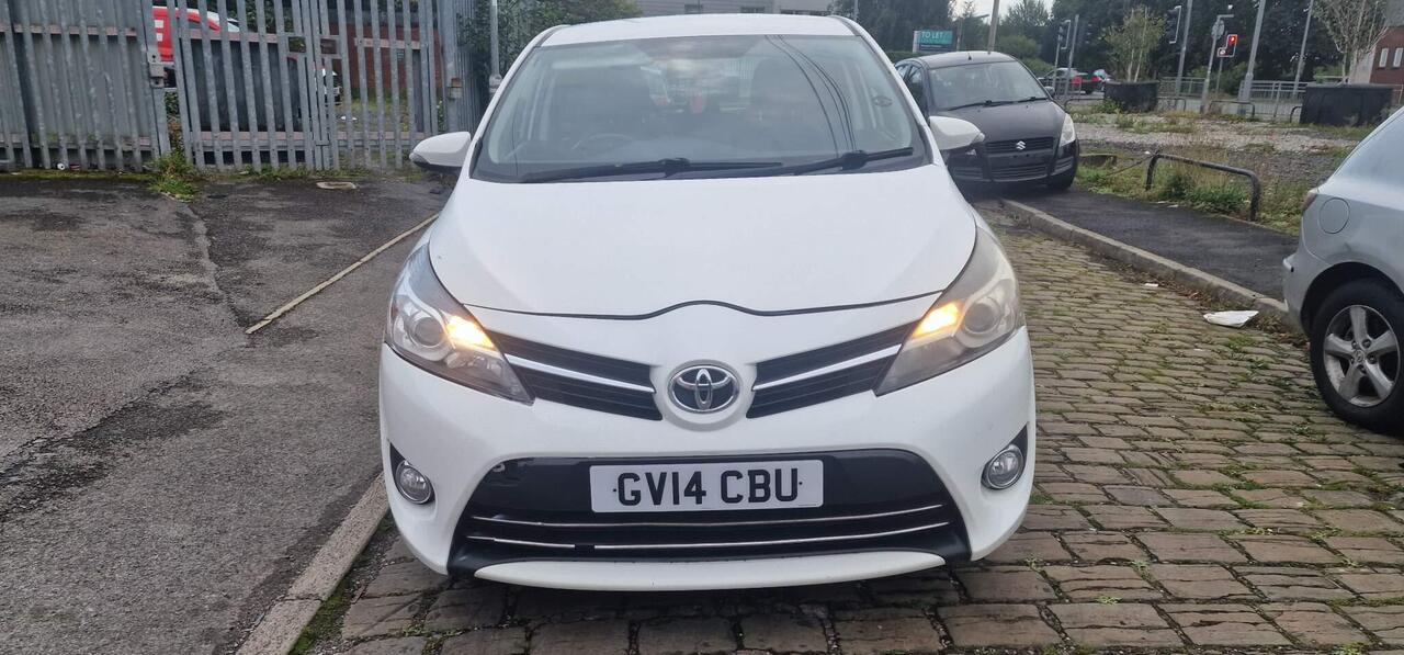 Toyota Verso — photo 3