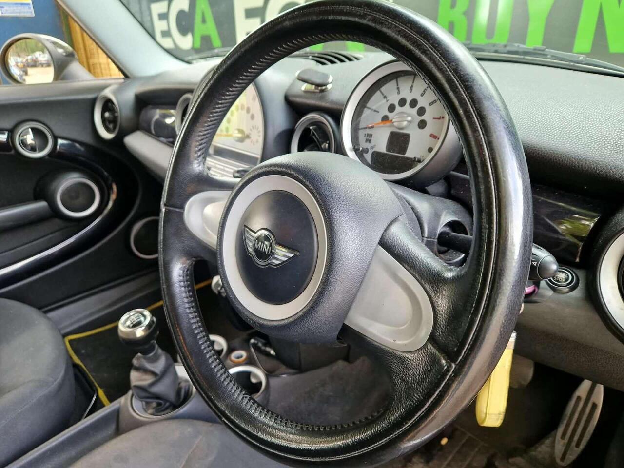 MINI Hatch — photo 21