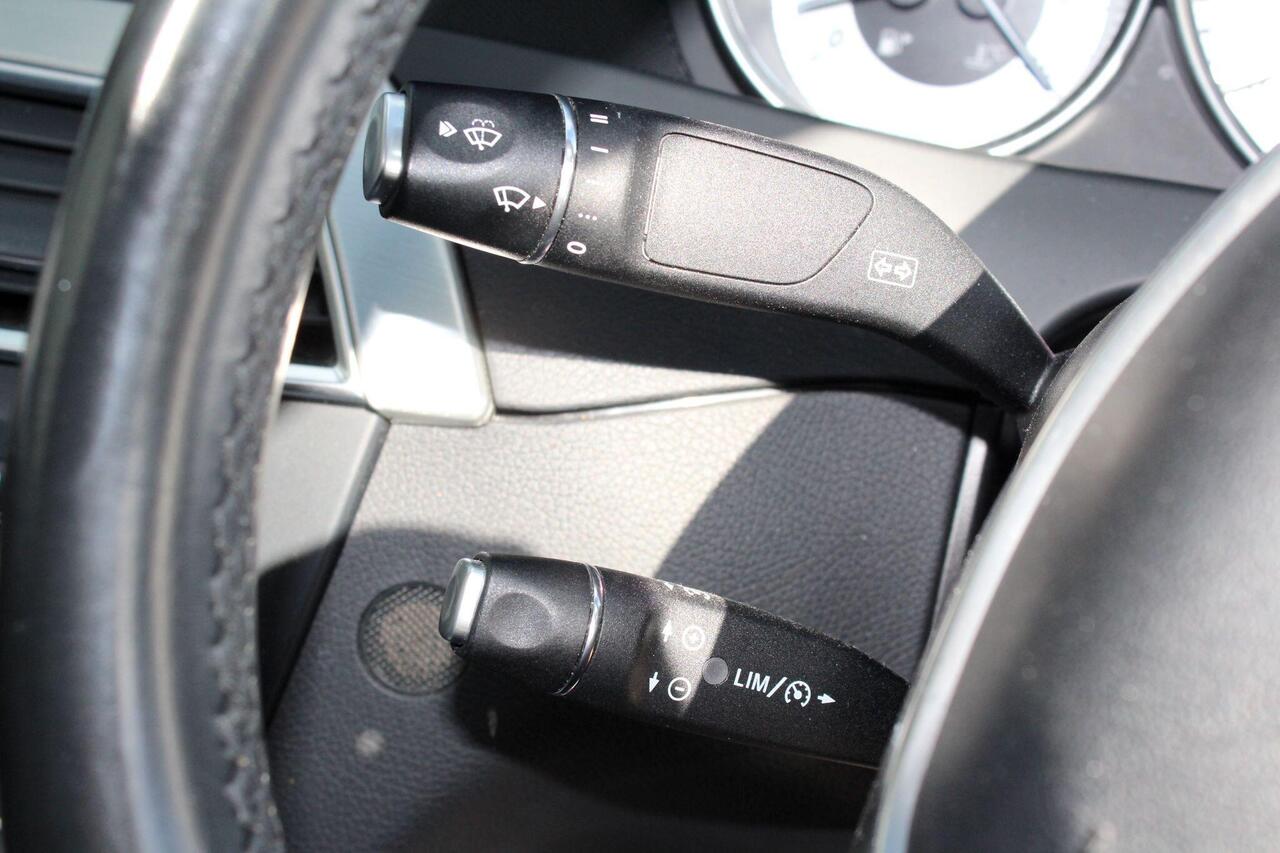 Mercedes-Benz C Class — photo 18