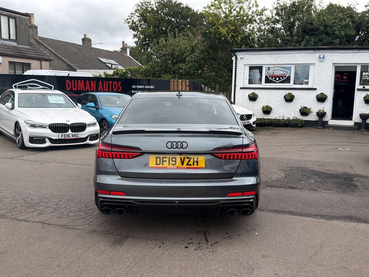 Audi A6 Saloon — photo 6