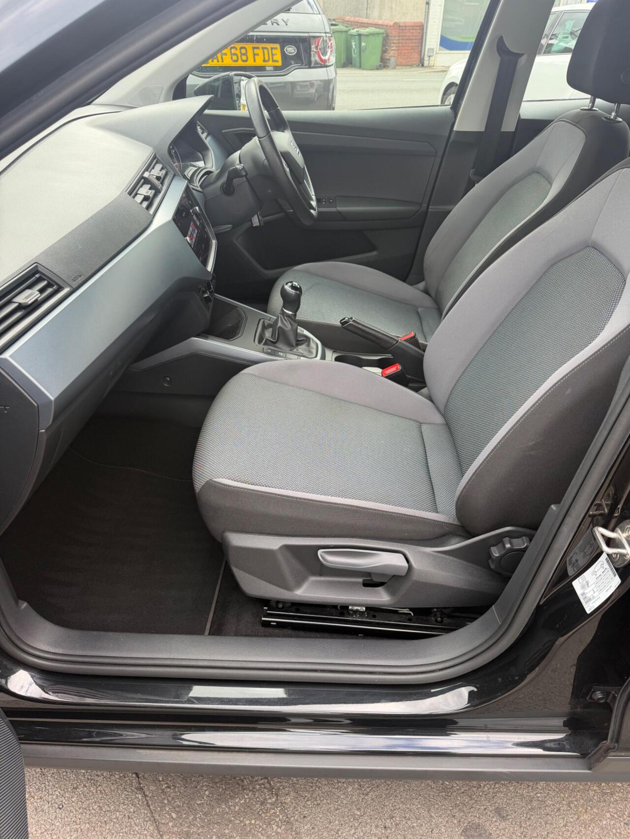 SEAT Arona — photo 21