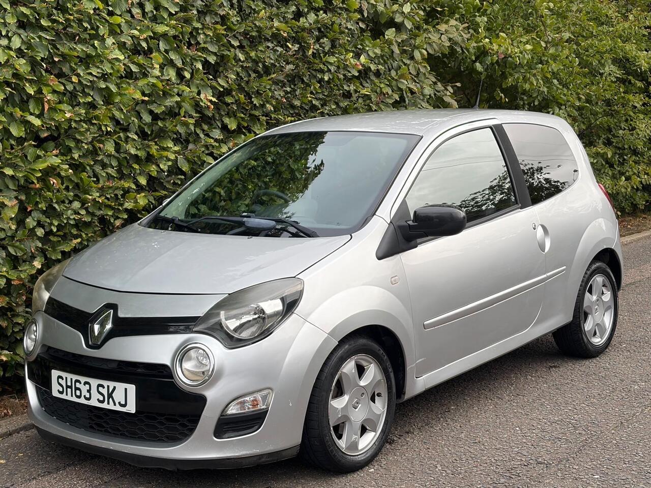 Renault Twingo — photo 6