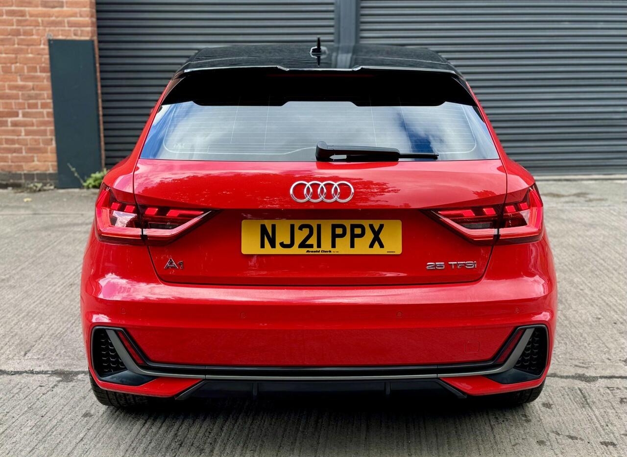 Audi A1 — photo 19