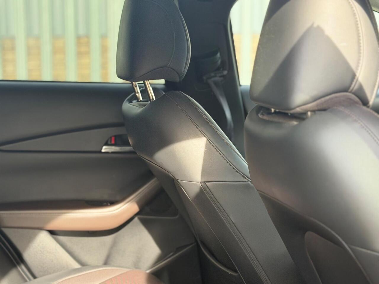 Mazda CX-30 — photo 52