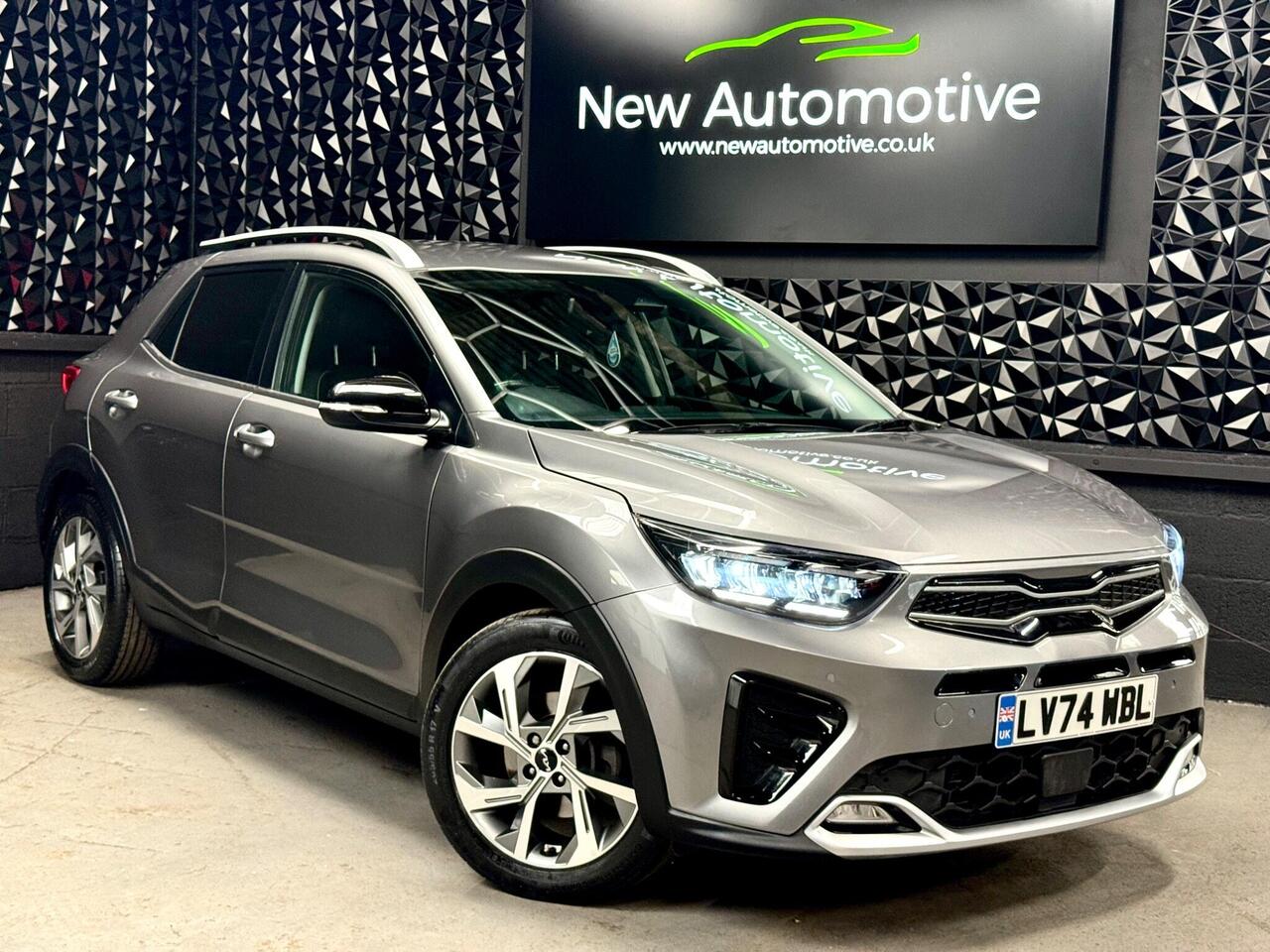 Kia Stonic — photo 42