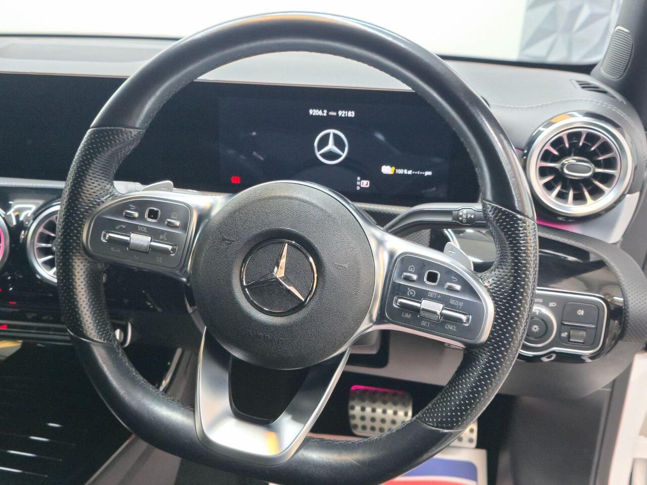 Mercedes-Benz CLA — photo 32