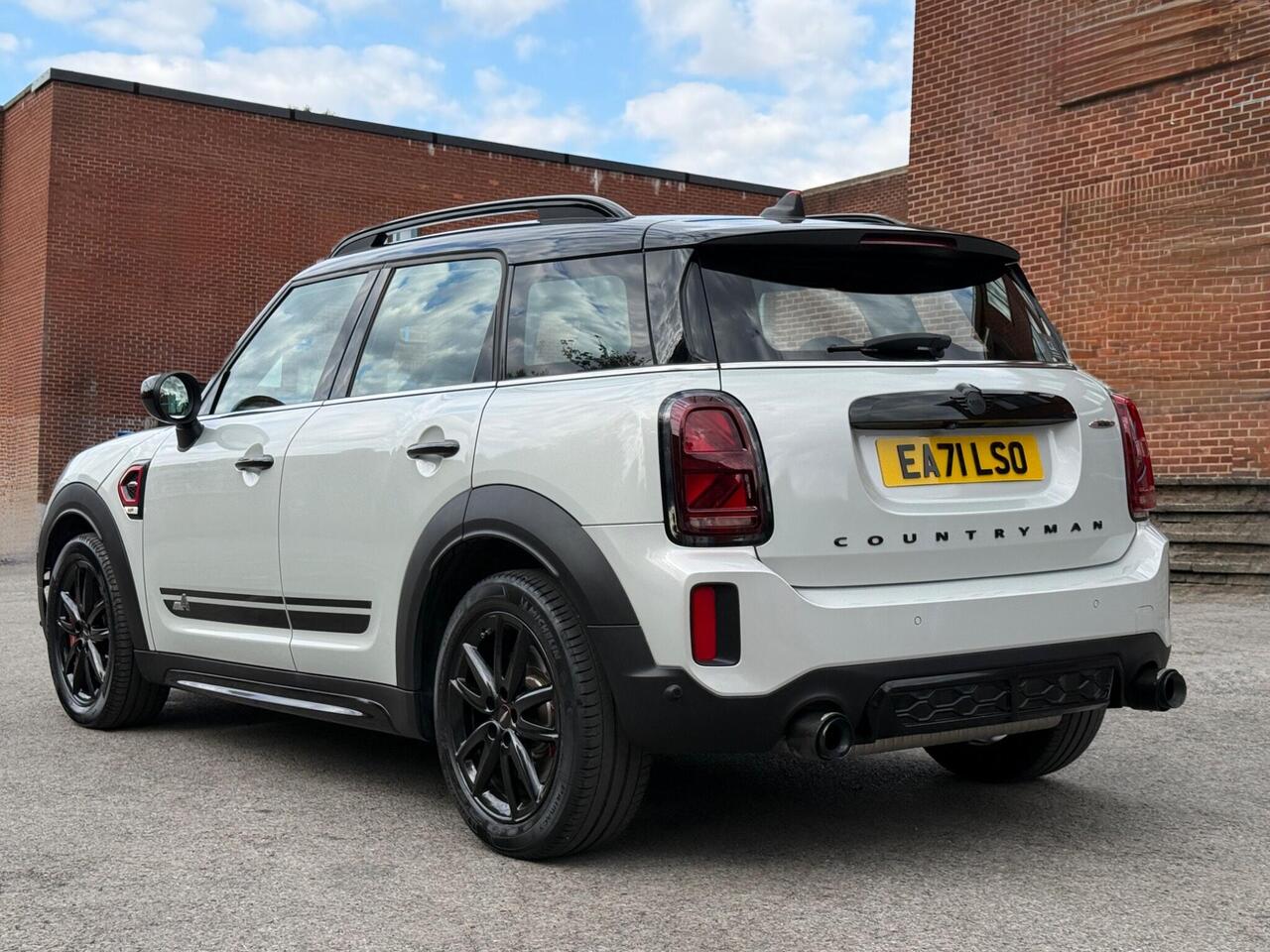 MINI Countryman — photo 6