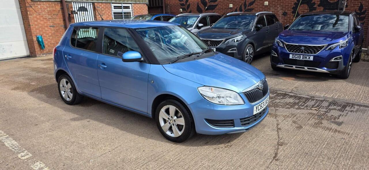 Skoda Fabia — photo 1