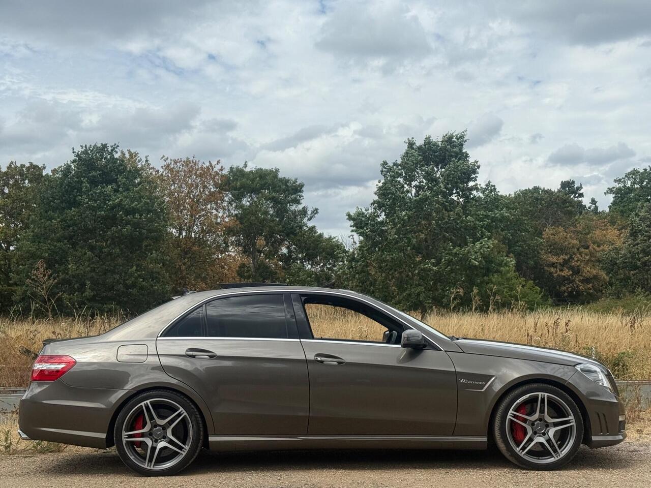 2012 Mercedes-Benz E Class 5.5 E63 V8 AMG SpdS MCT Euro 5 (s/s) 4dr, photo 2