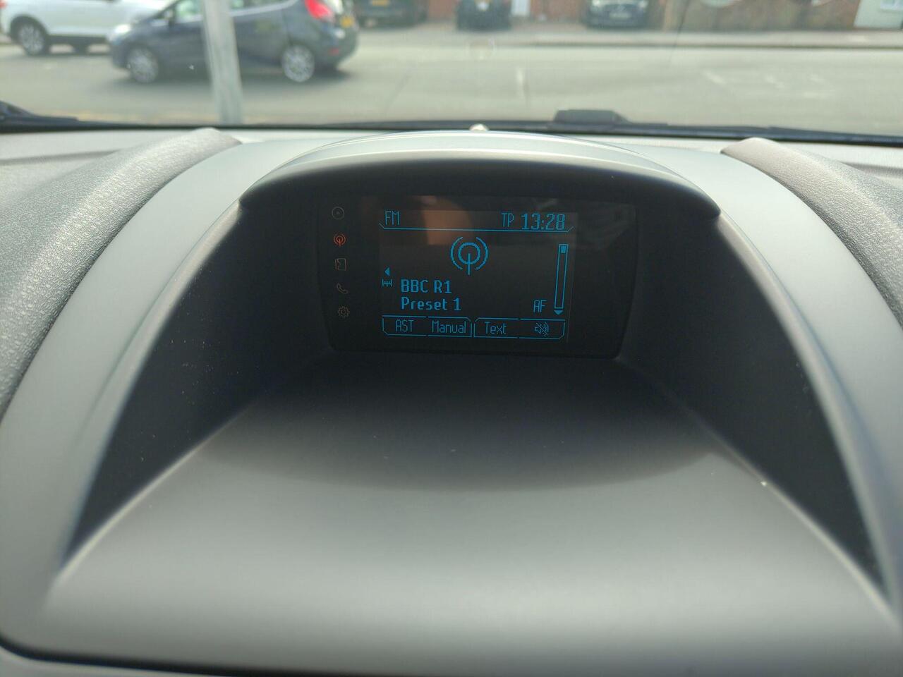 Ford Fiesta — photo 63