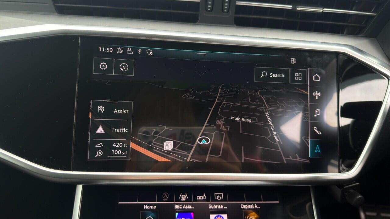Audi A6 Saloon — photo 19