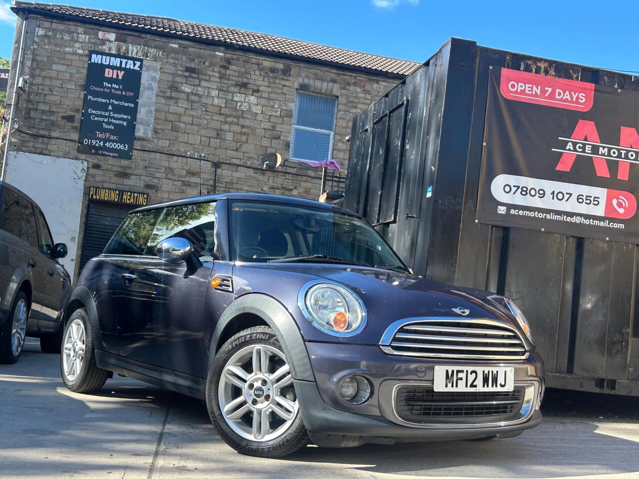 MINI Hatch — photo 1