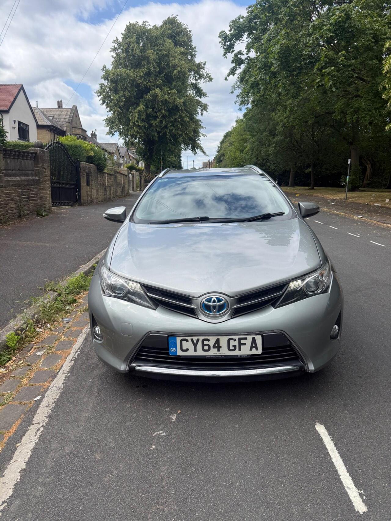 Toyota Auris — photo 2