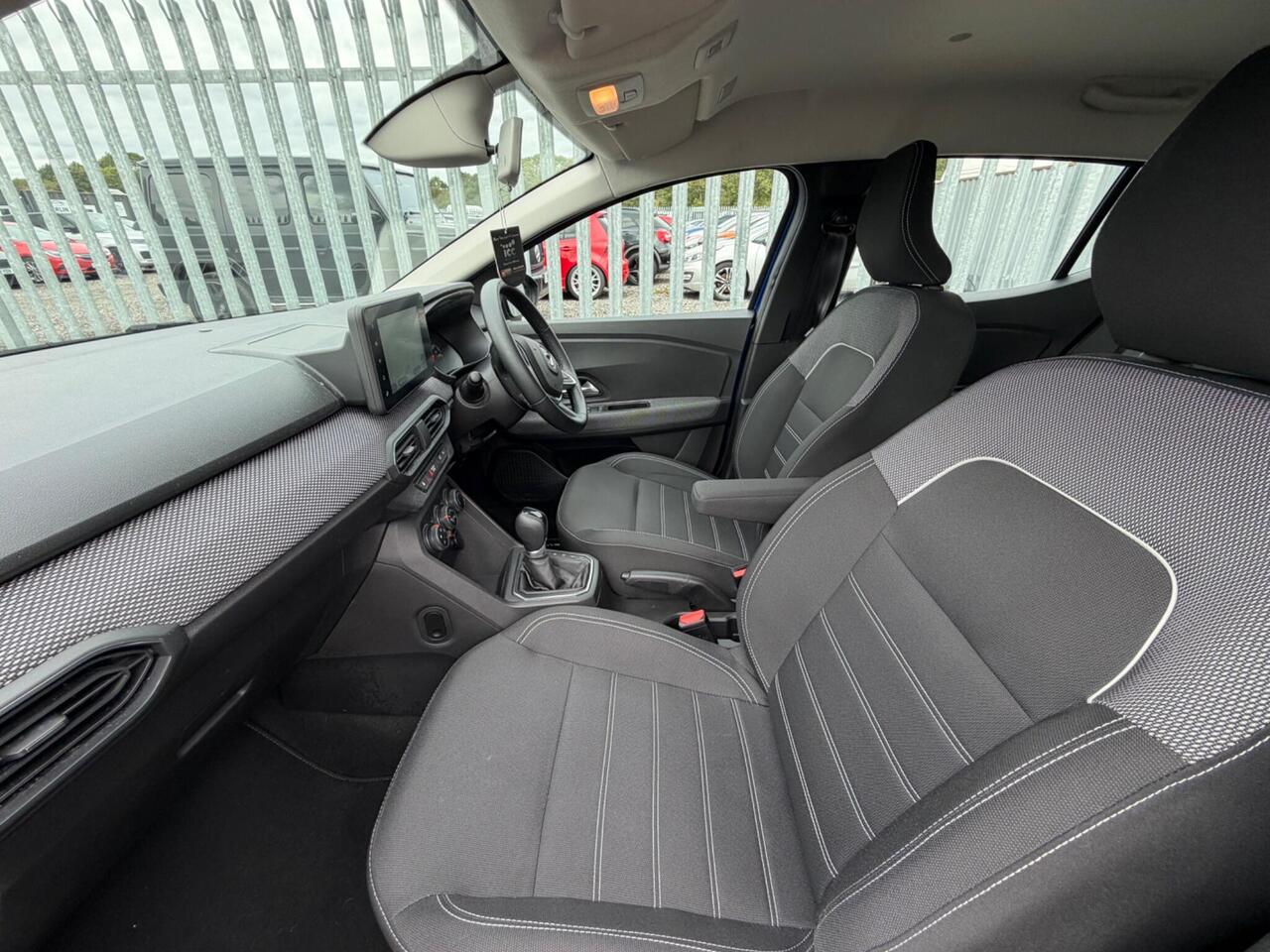 Dacia Sandero — photo 46