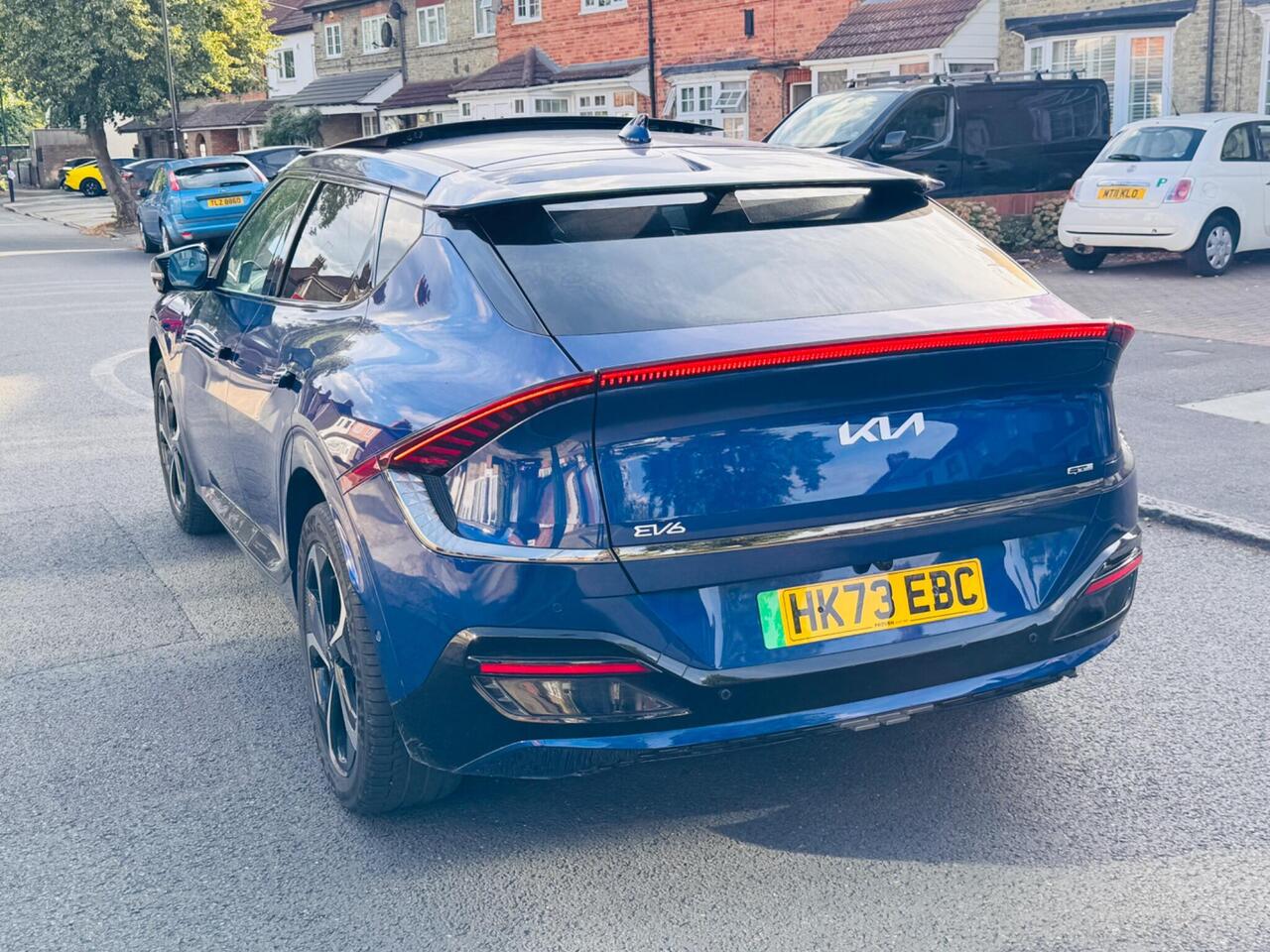 Kia EV6 — photo 4