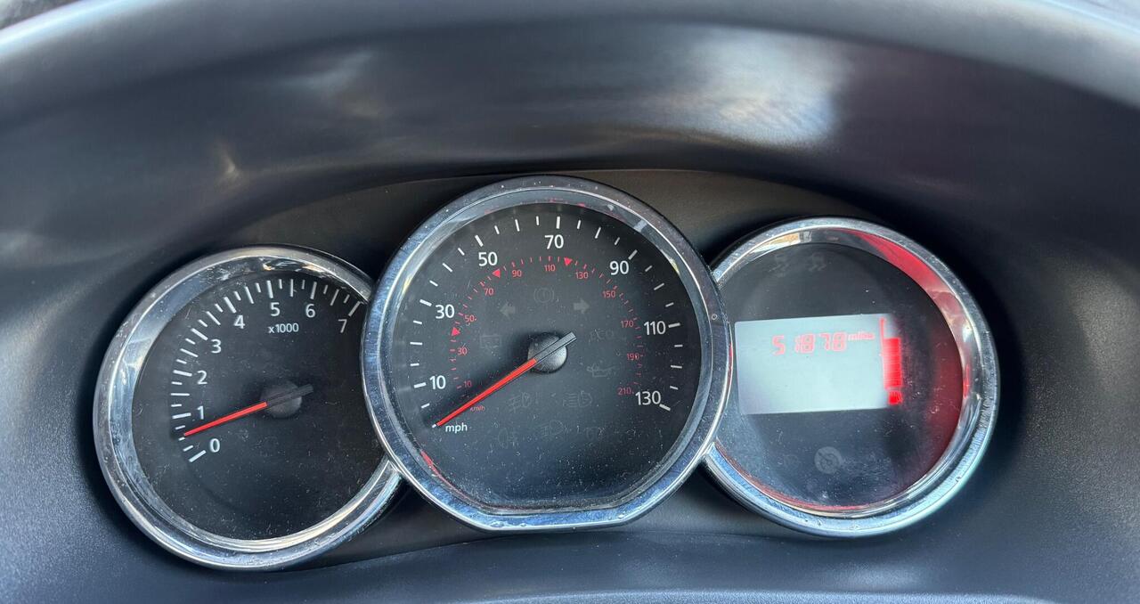 Dacia Sandero — photo 28